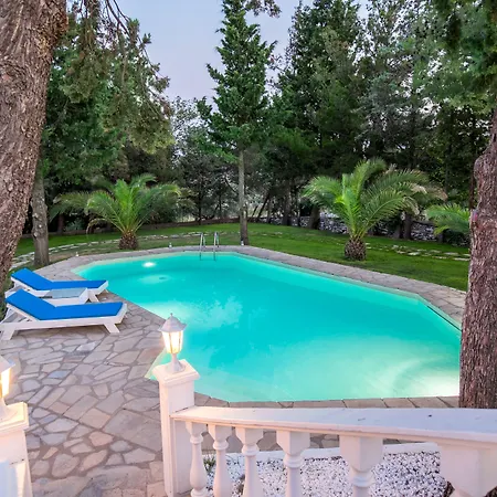 Euphoria Villa *