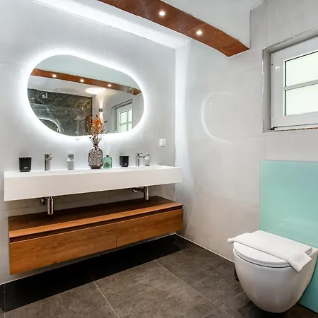 Euphoria Villa