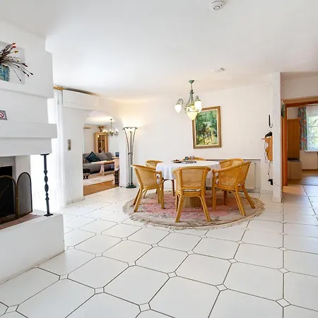 Villa Euphoria