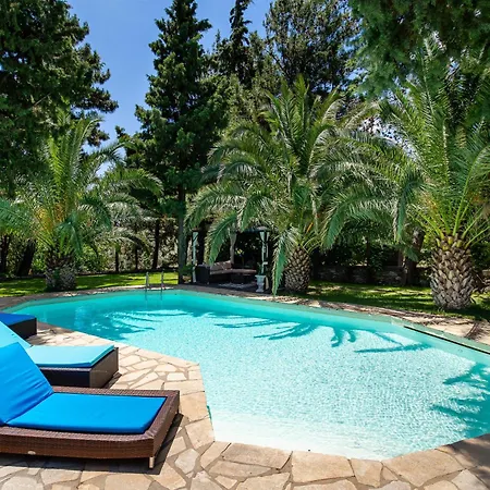 Villa Euphoria